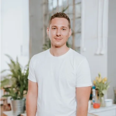 Alex Strześniewski — COO at deAPI, the decentralized GPU network for AI inference